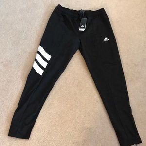 Men’s, Large Adidas sport pant, Large, brand new